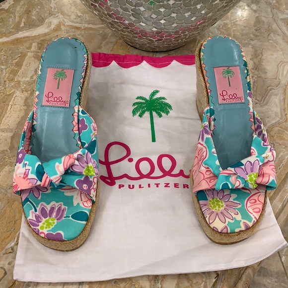NWT Beautiful Lilly Pulitzer wedge shoes - Picture 4 of 11